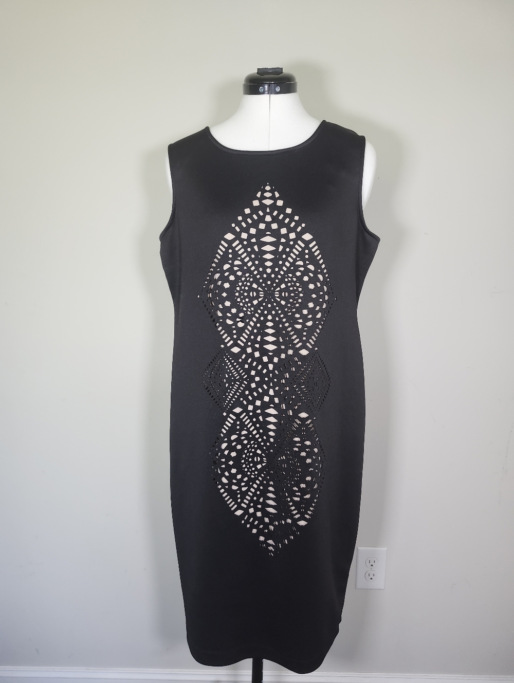 Olivia Matthews Black Sleeveless Front Laser-Cutout Bodycon Midi Dress S 16 NWOT